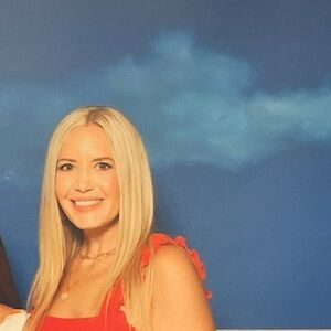 Meet your Posher, Holly